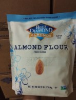 Bột Hạnh Nhân Blue Diamond Almond Flour (1.36kg)